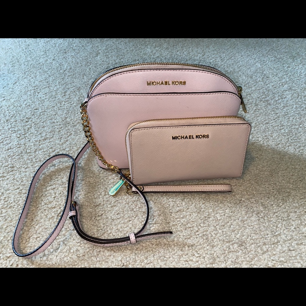 Michael Kors Wallet and Purse
